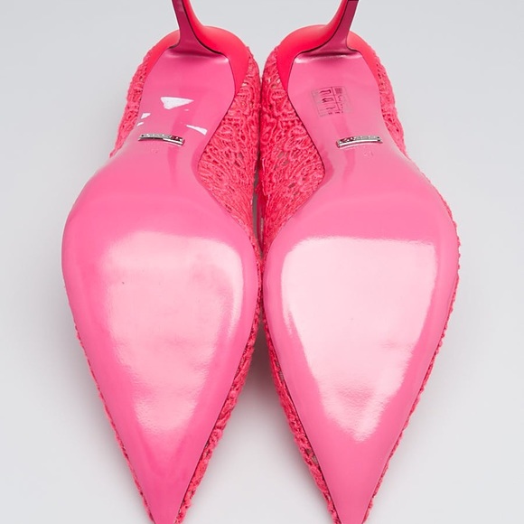 Gucci Virginia Lace Pumps - Picture 4 of 5